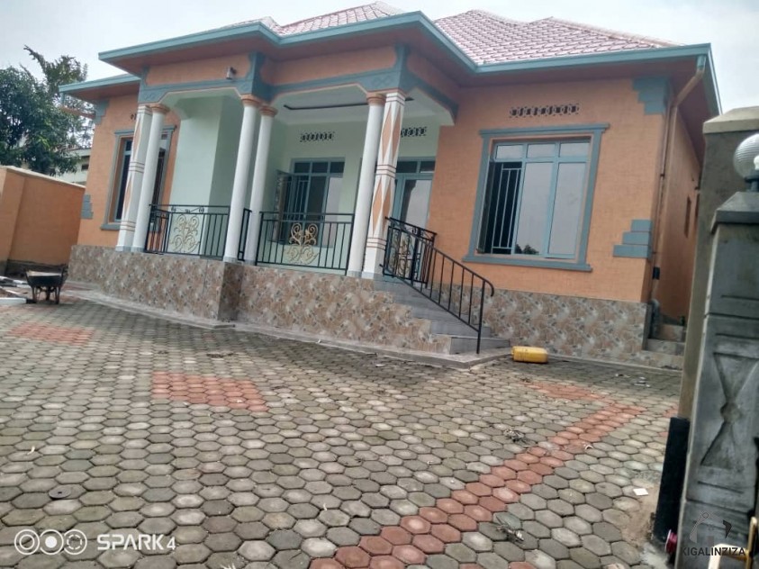 House for sale in Kigali kanombe Nziza Business Group