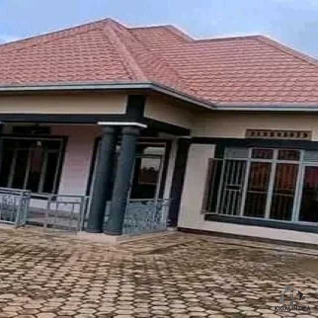 Unfurnished house for rent in Kibagabaga