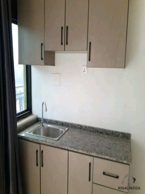 Unfurnished apartment for rent in Gisozi