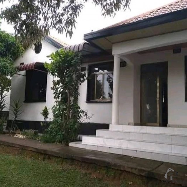 Unfurnished House for rent in Gacuriro Kigali Gacuriro