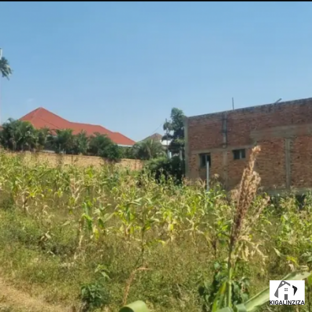 Plot for sale at kicukiro Kagarama +250788579170