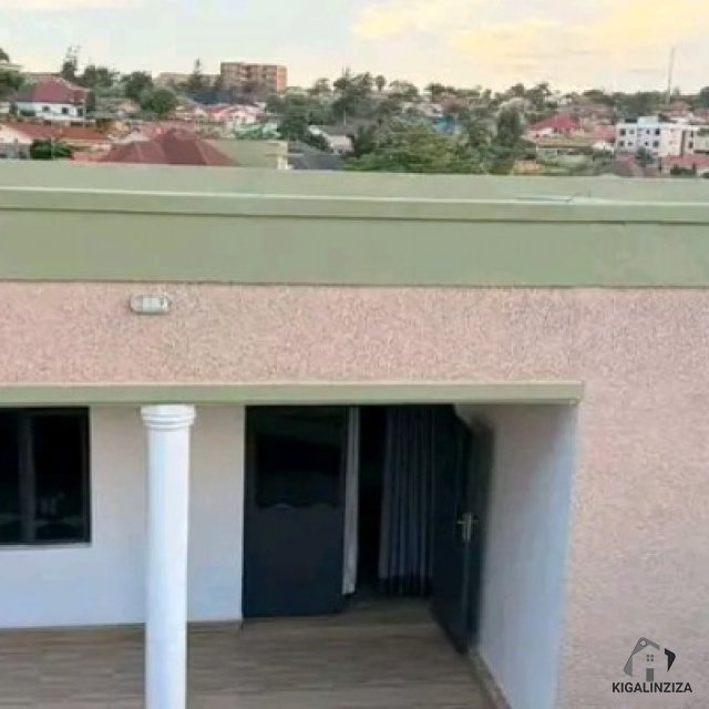 House for rent in Remera