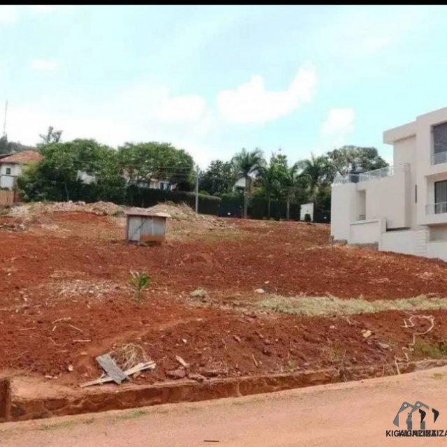 Plot for sale in kicukiro Rebero BNR 0788579170