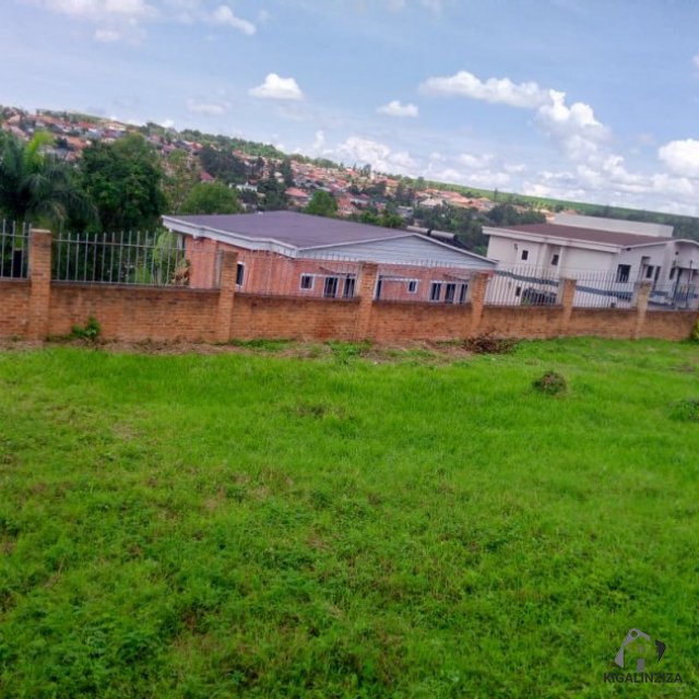 Plot for sale in Gasabo Kimirongo 0788579170