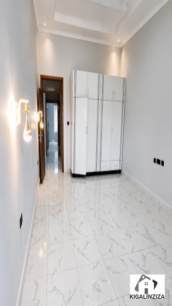 House for sale in kigali 130 000 000frw (Negotiable)
