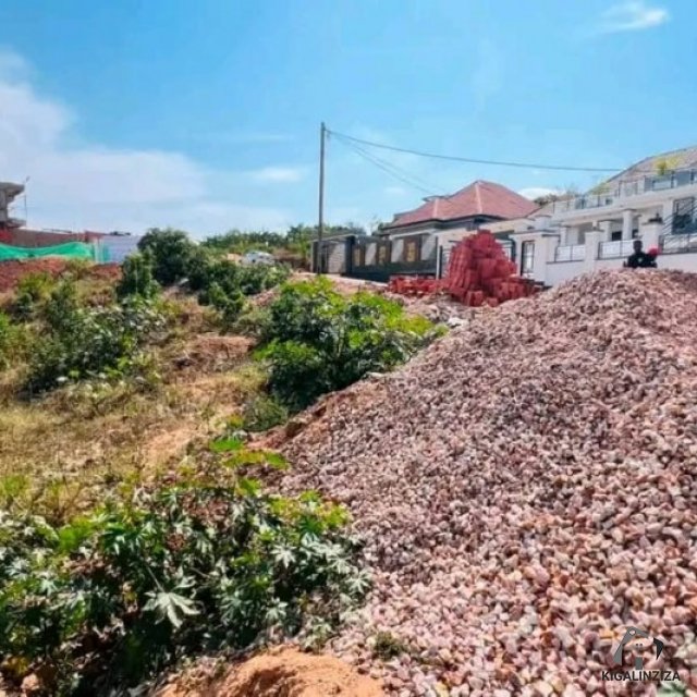 Plot for cell at  kagarama muyange
