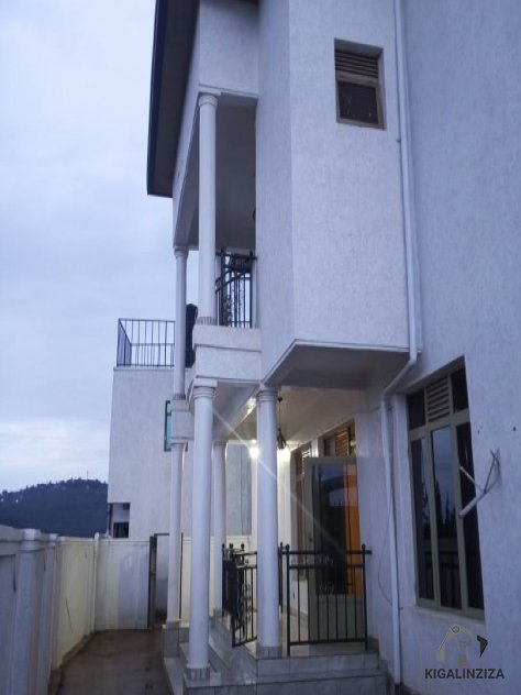 Title Spacious 5-Bedroom House for Rent in Kimironko - Nayinzira Center