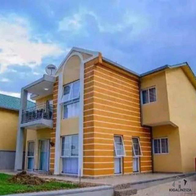 Full furnished house for rent in nyarutarama