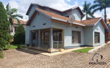 House for  sale in  kigali gacuriro