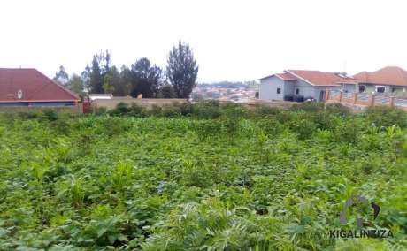 PLOT FOR SALE REBERO +250788579170