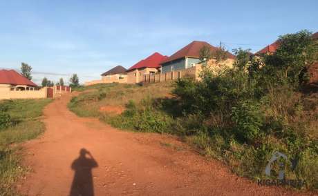 PLOT FOR SALE KICUKIRO KAREMBURE  +250788579170