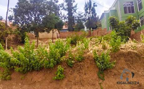 Plot for sale at kicukiro nyanza +250788579170