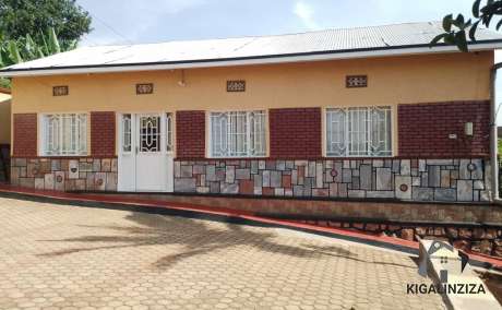 House for sale in Kabeza