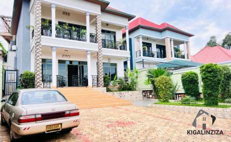 Furnished house for rent in Rebero