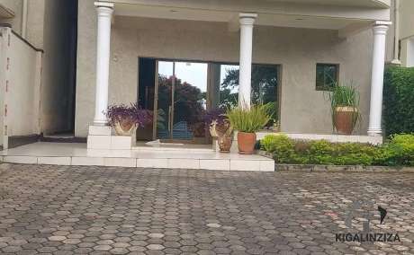 Furnished house for rent in Kimihurura near La Rubia coffee Shop and Waka Gym