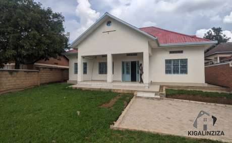 Unfurnished house for rent in Kimironko