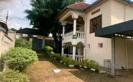 Unfurnished house for rent in Kimironko