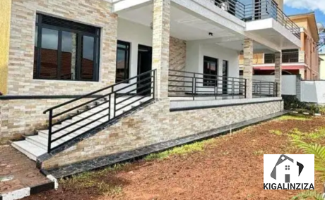 Unfurnished house for rent in Kigali Gikondo Rebero