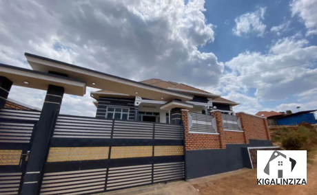 Beautiful house for sale in Kigali Kanombe