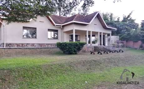 Furnished house for rent in Kacyiru