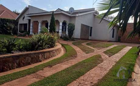 Furnished house for rent in Kimironko