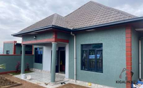 House for sale in Kanombe Busanza