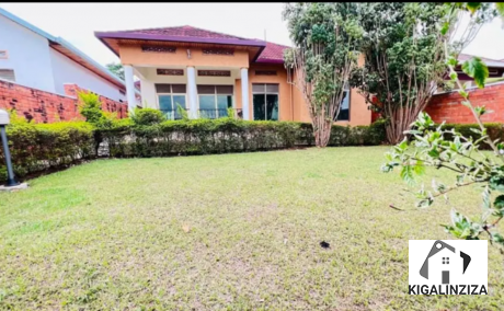 Beautiful house for sale in Kigali kibagabaga