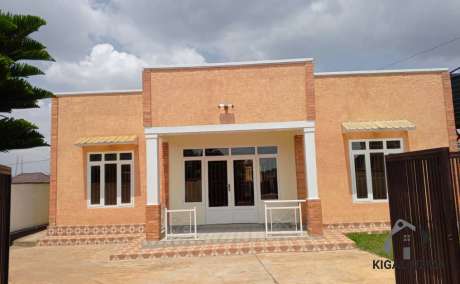 Unfurnished house for rent in Kimironko Sekimondo
