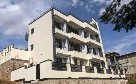 Unfurnished apartment for rent in Rebero