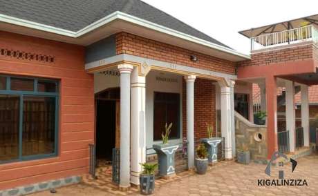 Unfurnished house for rent in Kanombe