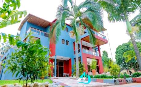 Furnished House for rent in Rebero