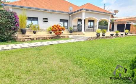 House for rent in Rebero