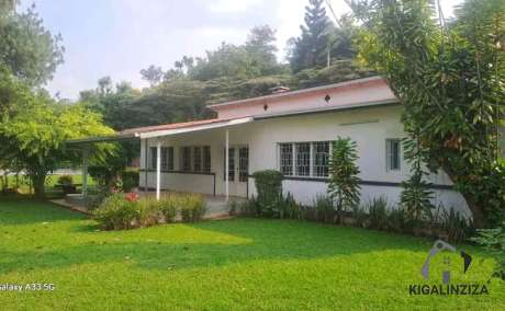 Unfurnished House for rent in Kiyovu