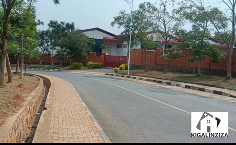 Industrial plot for sale at masoro in phase1:  0788579170