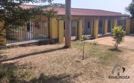 Very nice plot for sale at kicukiro nyanza +250788579170